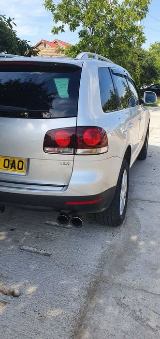 Dezmembrez Vw Touareg an 2009 motor 2.5 tdi 174 cp BPE centura centuri siguranta stanga dreapta fata spate motoras cutie transfer rezervor motorina