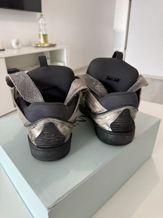 De vanzare LANVIN CURB