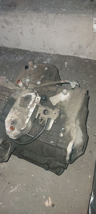 Продам коробку автомат гольф 3!