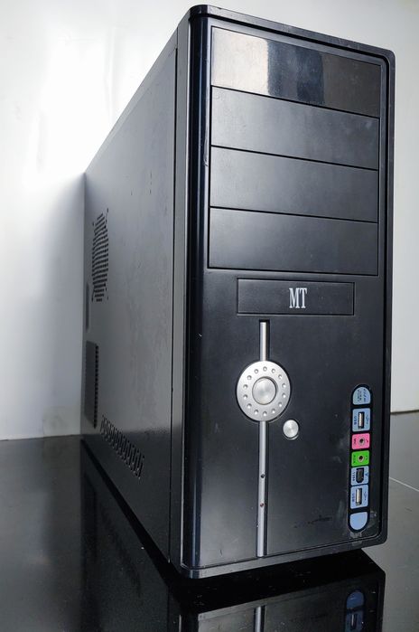 Продам сисиемный блок GIGABYTE