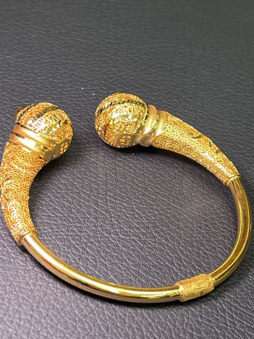 Златна гривна белезник grivna zlaten 14 k 585 gold