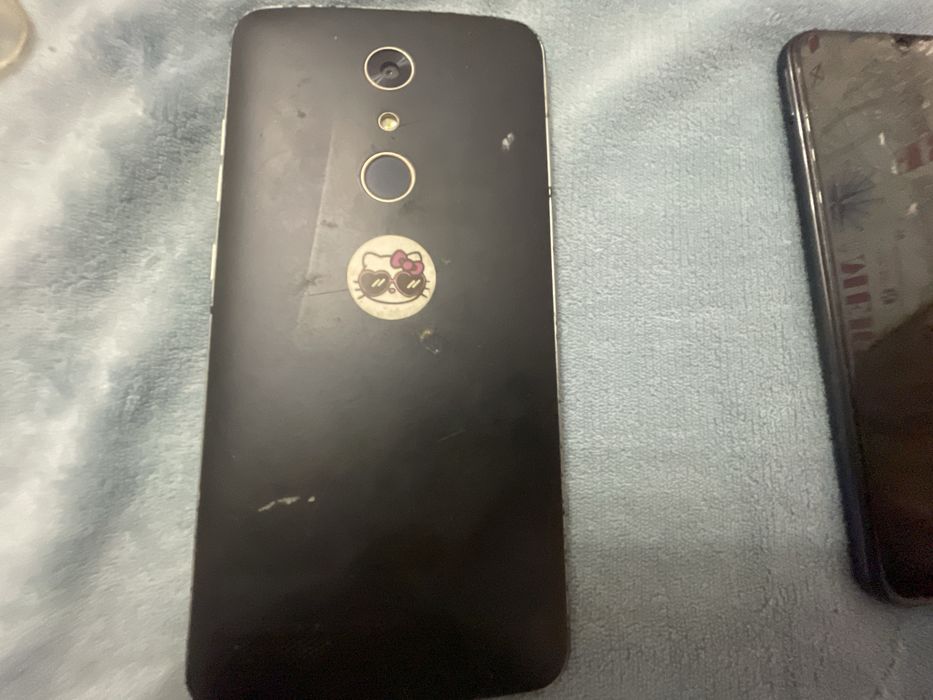 продаю или обменяю телефоны