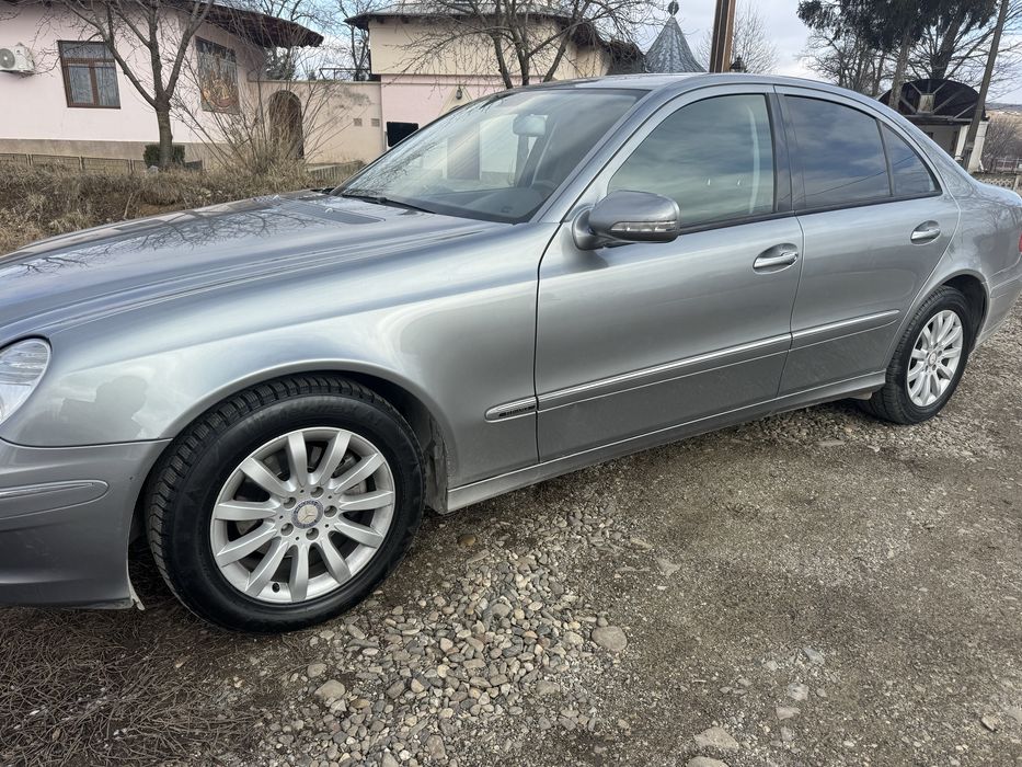 Mercedes-Benz E200/Elegance 2008- Stare impecabilă-km reali -0daune