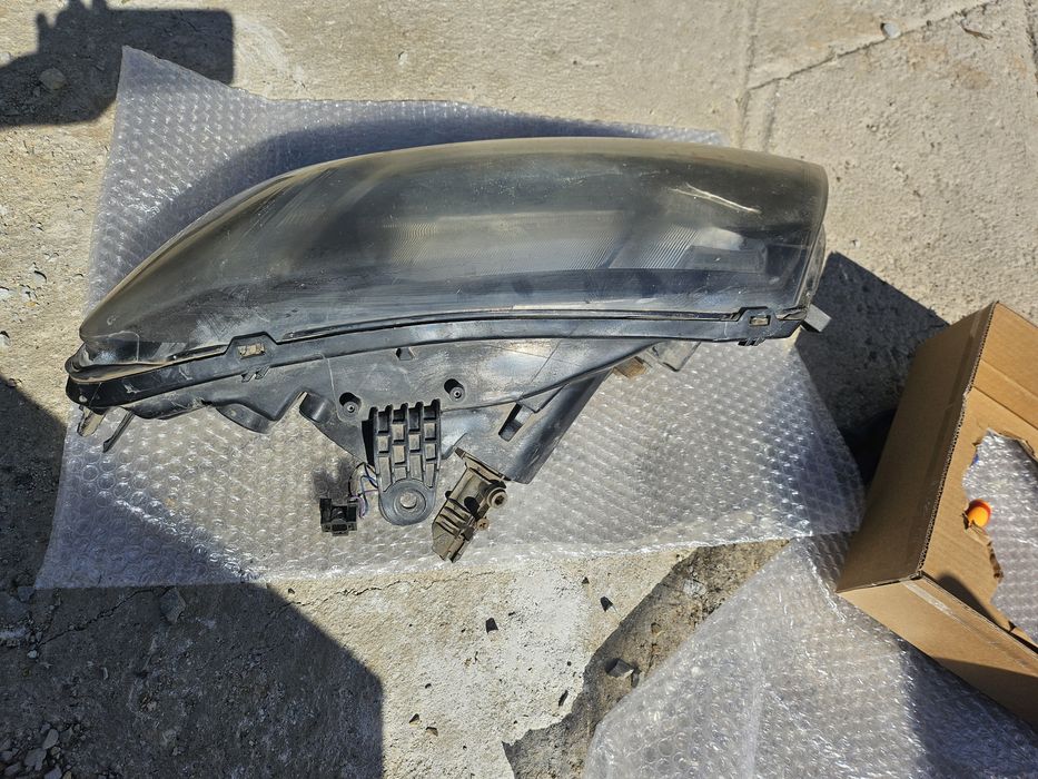 Фары логан 2  .  2 шт