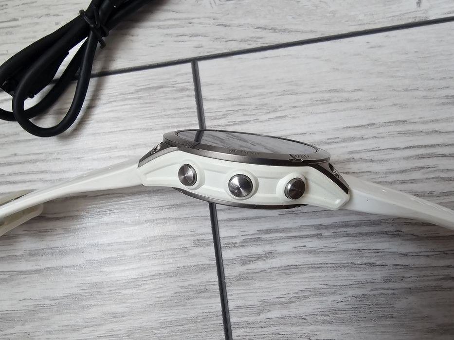 Garmin SAPPHIRE EPIX GEN2 Premium Active Smartwatch