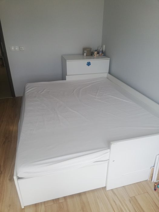 Кушетка с две чекмеджета и два матрака