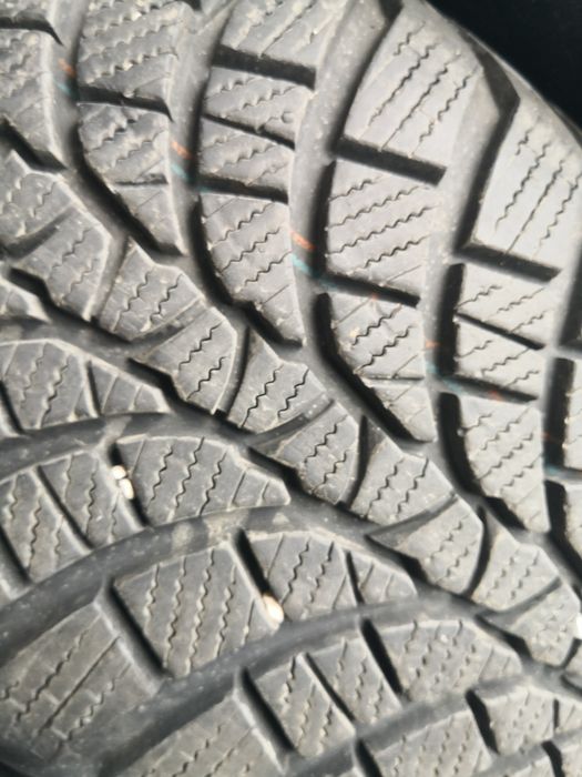 225 55 17 гуми като нови kumho rft 4 броя