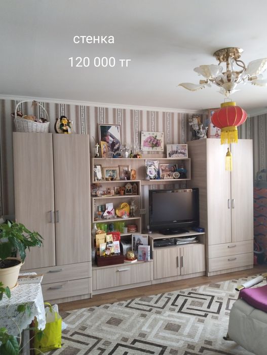 Продам шкаф и прихожую