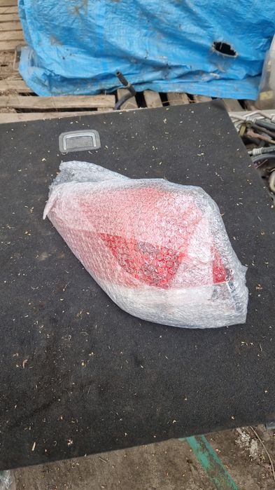 Фонарь задний на Subaru Outback BR