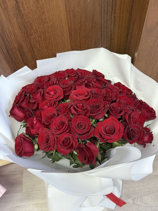 Цветы красный роза
