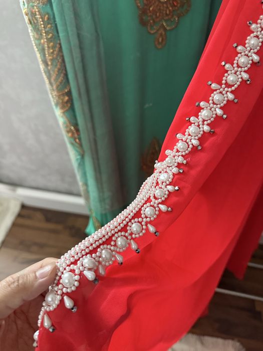 продается платья