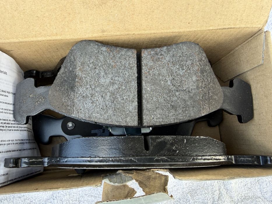 Нови предни накладки ROADHOUSE Toyota Avensis T22 676.02 WVA 21975
