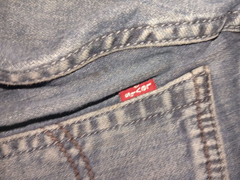 Джинсы Levi's 506