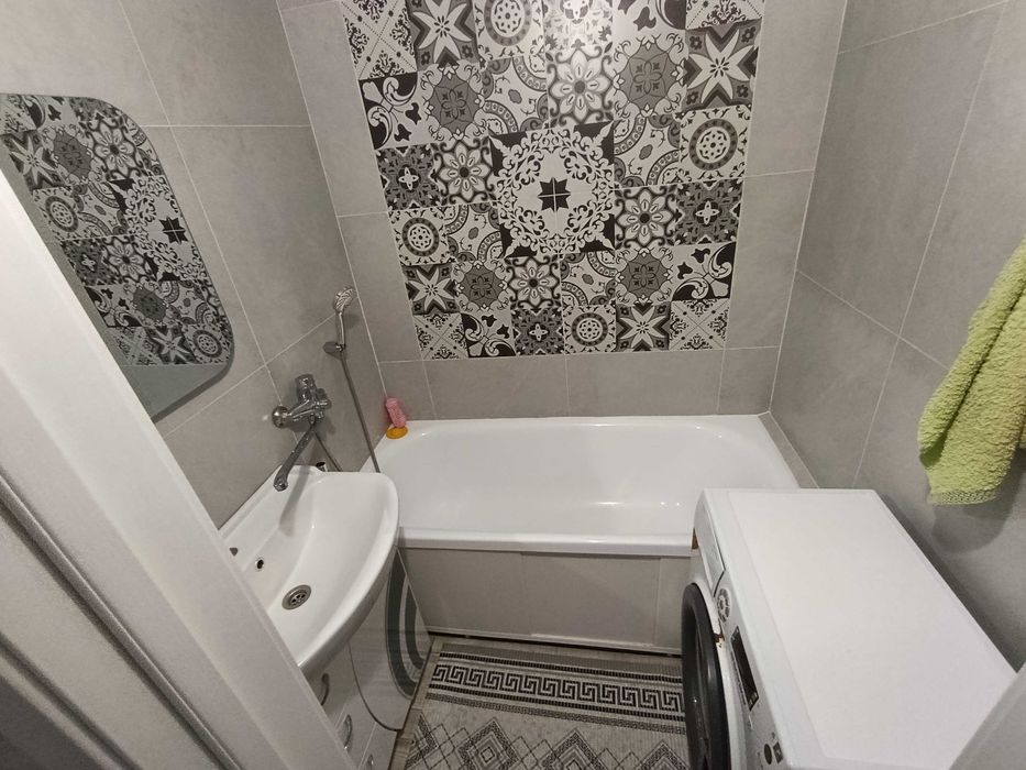 Продам 4-комнатную квартиру