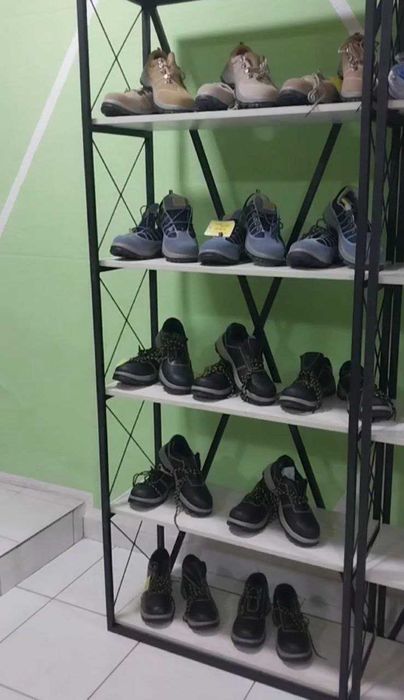 Защитная спецодежда. Himoya kiyimlari. Maxsus kiyimlar