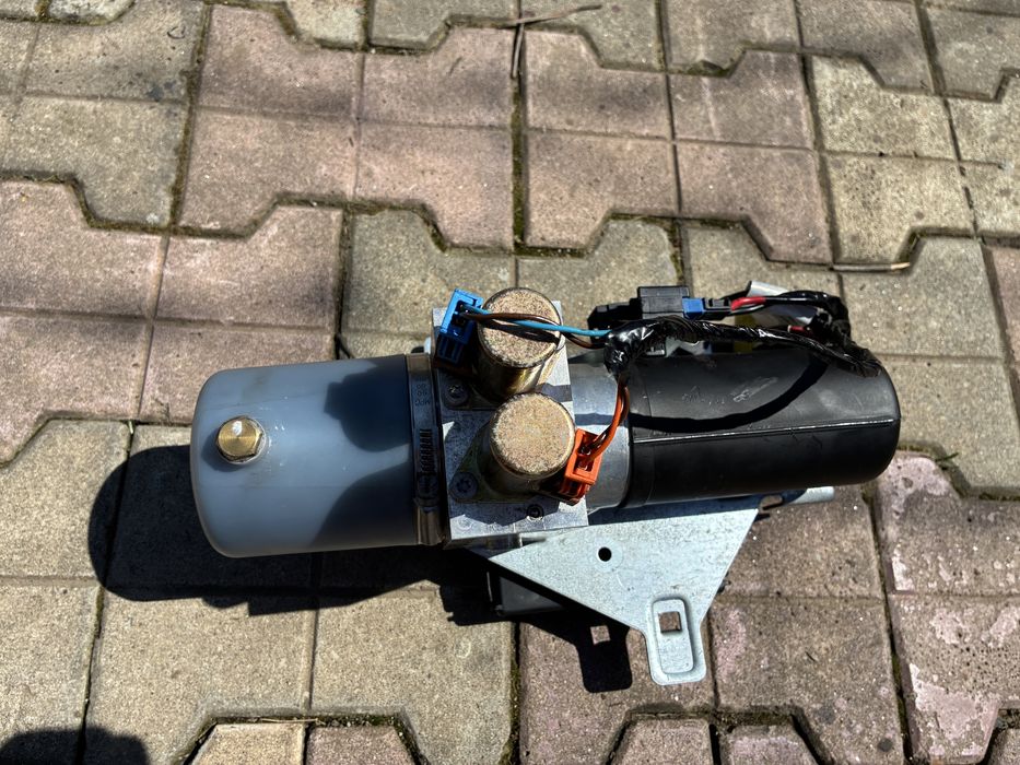 Pompa hidraulica decapotare Renault Megane 2 cod E84 871 789