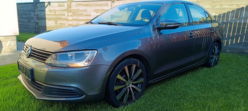Vând VW Jetta Recent Adusa 1.6 Tdi cayc 236000km reali.2011 euro 5 (Passat,Golf,audi,polo)