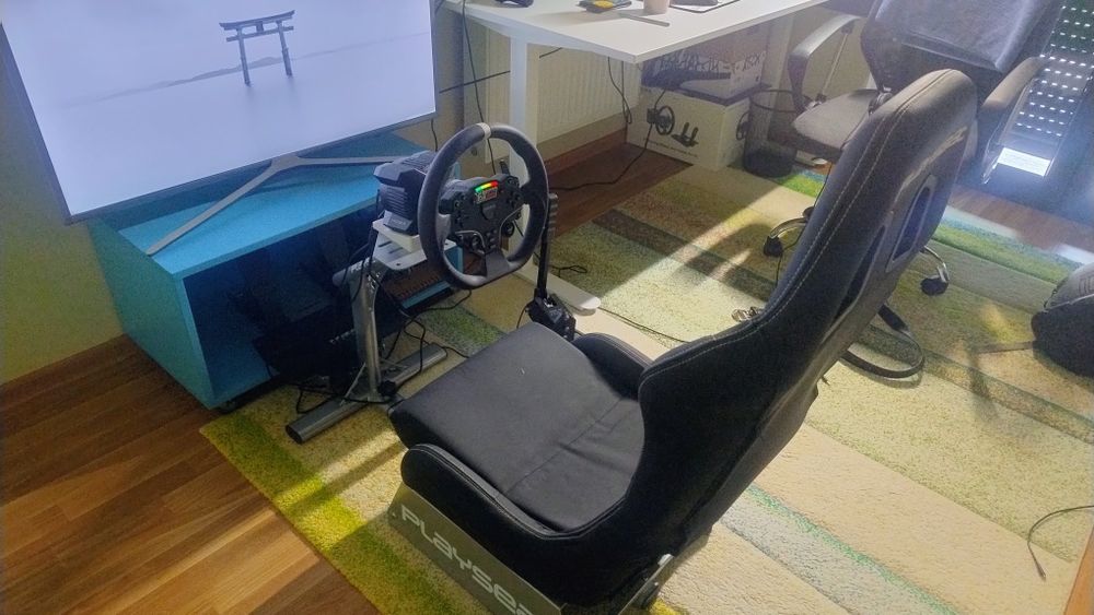 Simulator racing cu Volan moza R3 + PlaySeat evolution