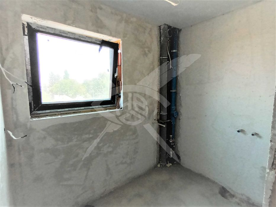 Продава се Тристаен апартамент в Пловдив, Коматево - 194 кв.м за 696 €/кв.м - Снимка #3