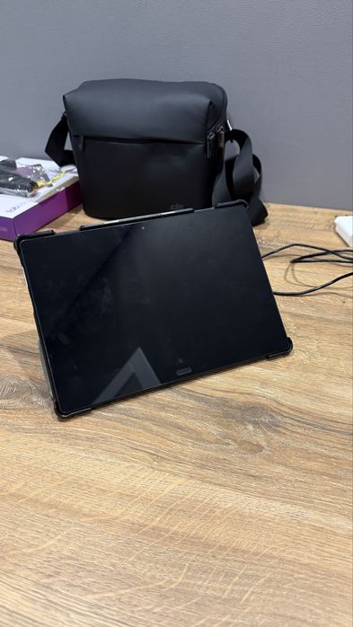 Планшет Lenovo Tab P10