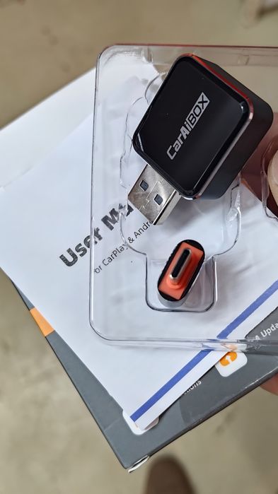 Безжичен адаптер за кола Apple CarPlay Android Auto