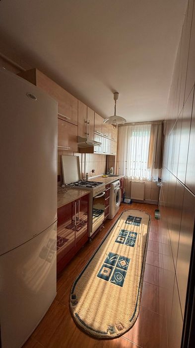 apartament 3 camere spate  hala orion