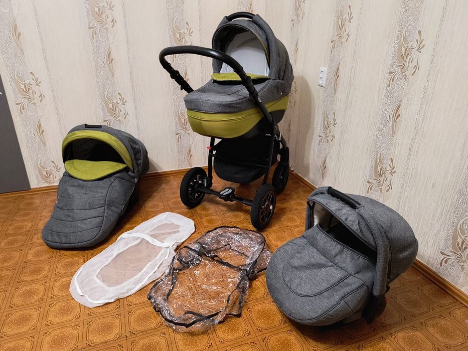 Детская коляска Adamex 3 в 1