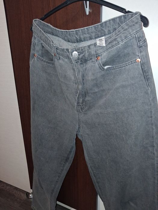 Blugi  Loose Mom Jeans