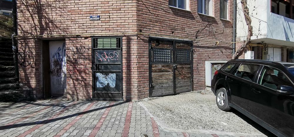 Продава се Четиристаен апартамент в Велико Търново, Света гора - 166 кв.м за 723 €/кв.м - Снимка #15