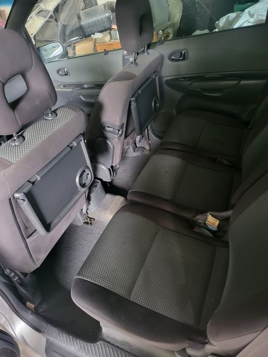 Mazda Premacy 2.0d. НА ЧАСТИ