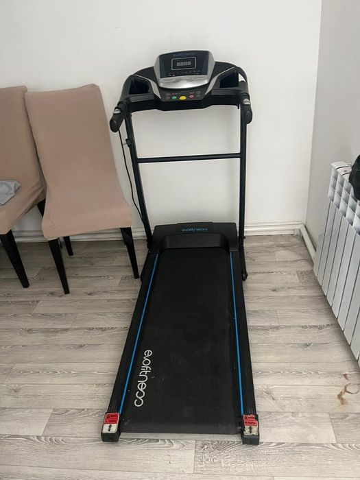 Продам беговую дорожку