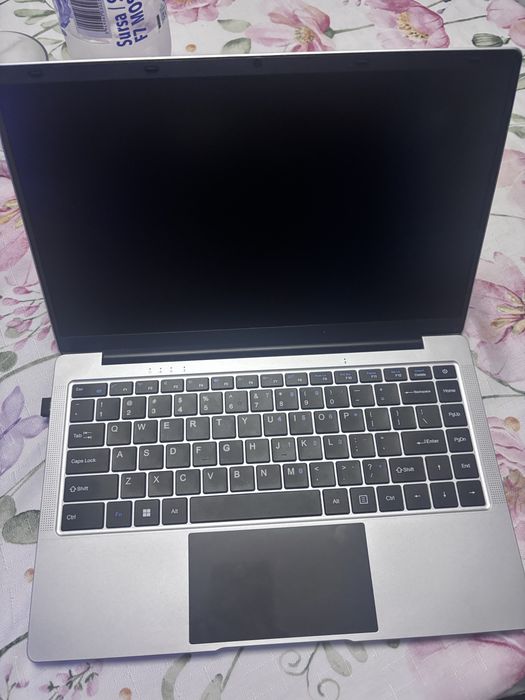 Laptop 14 inch bvate 256gb