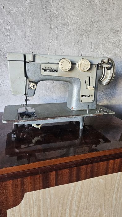 Швейная машинка "Чайка 3"