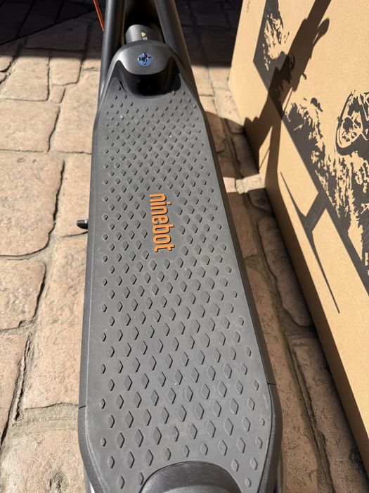 Trotineta Segway Ninebot F2 PRO - stare noua