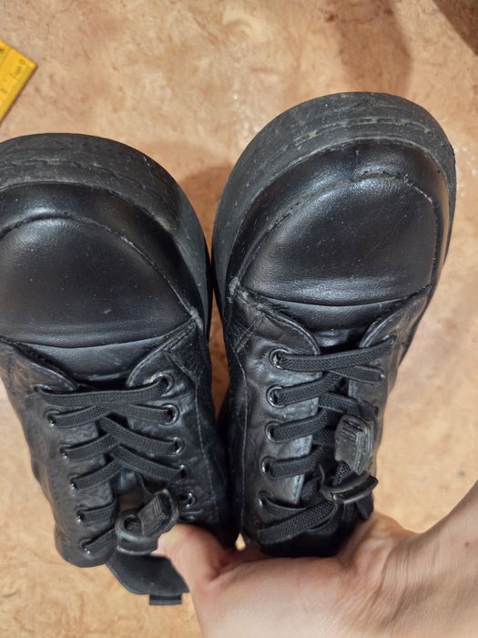 Продам классическую обувь для мальчика