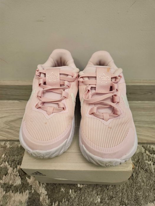 Маратонки за момиче