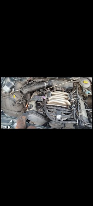 Продам Ауди 100 в аварийном состоянии