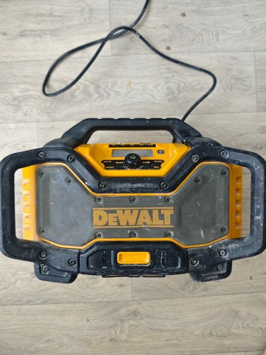 Dewalt инструменти