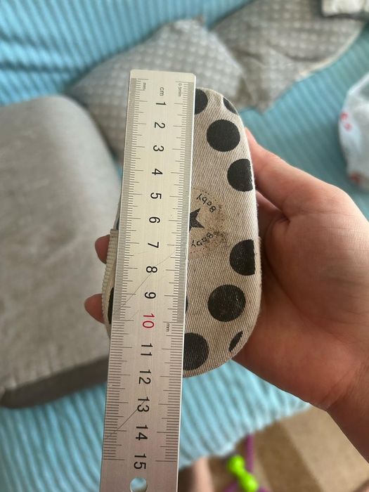 Продам детскую обувь