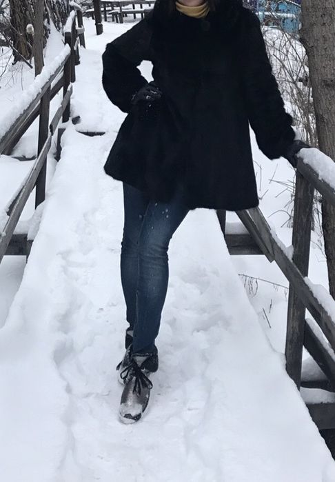 Продам норковую шубу