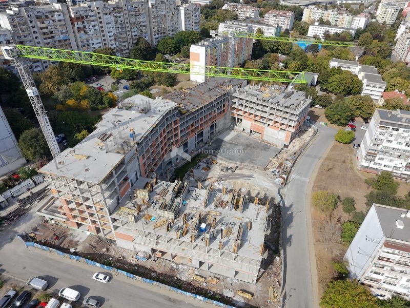Продава се Тристаен апартамент в Бургас, Изгрев - 102 кв.м за 2408 €/кв.м - Снимка #12