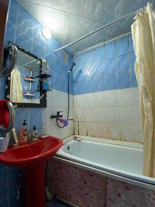 Продам 3 комнатную 11мкр