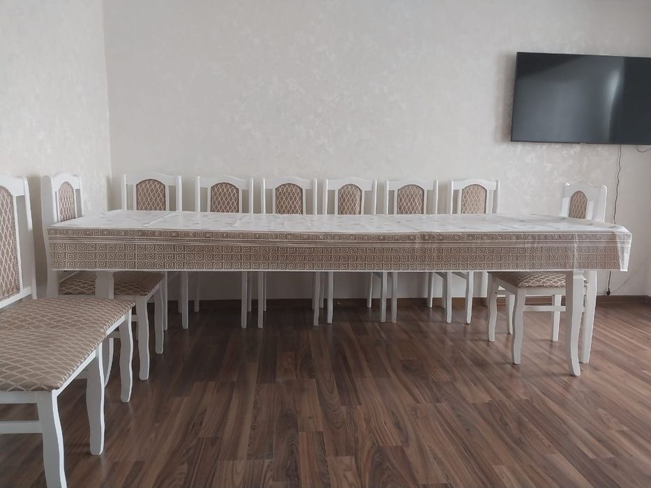 Продам стол со стульями