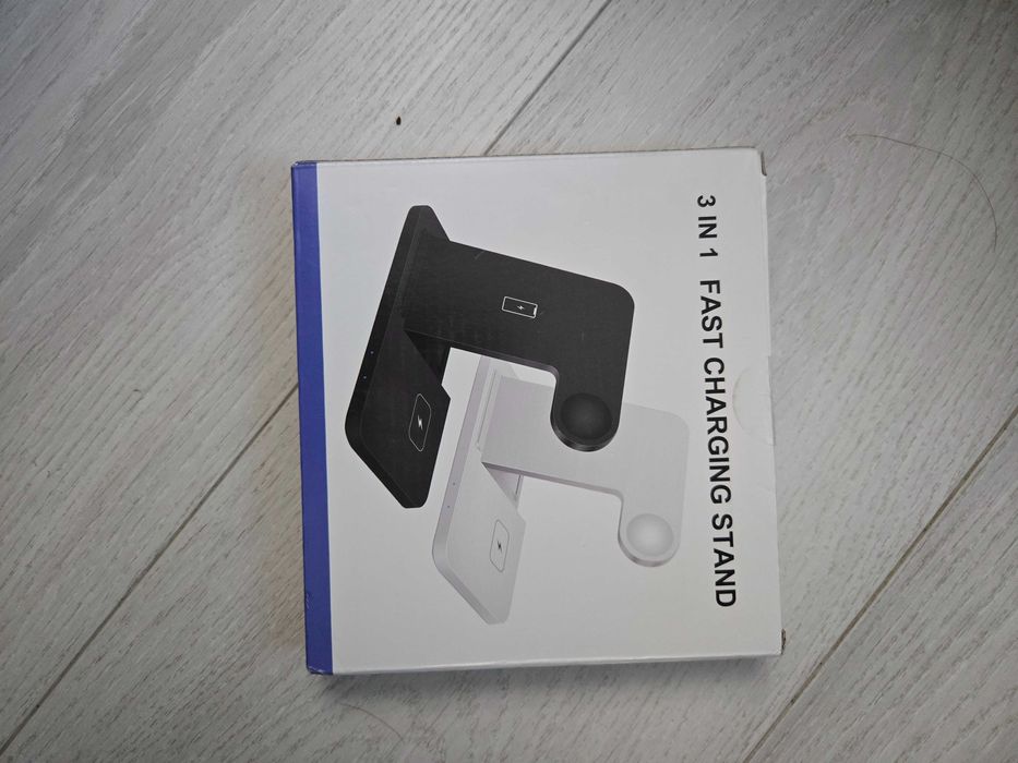 Безкабелна зарядна станция за телефон,часовник и слушалки едновременно