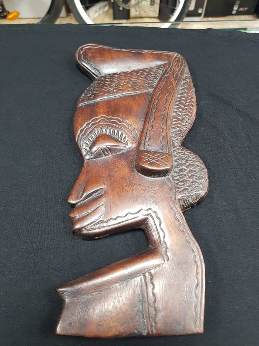 Африканска дървена маска за стена масивна ръчна изработка