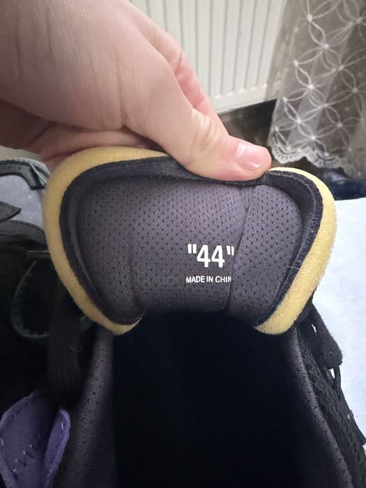 Adidasi Off White Odsy 1000