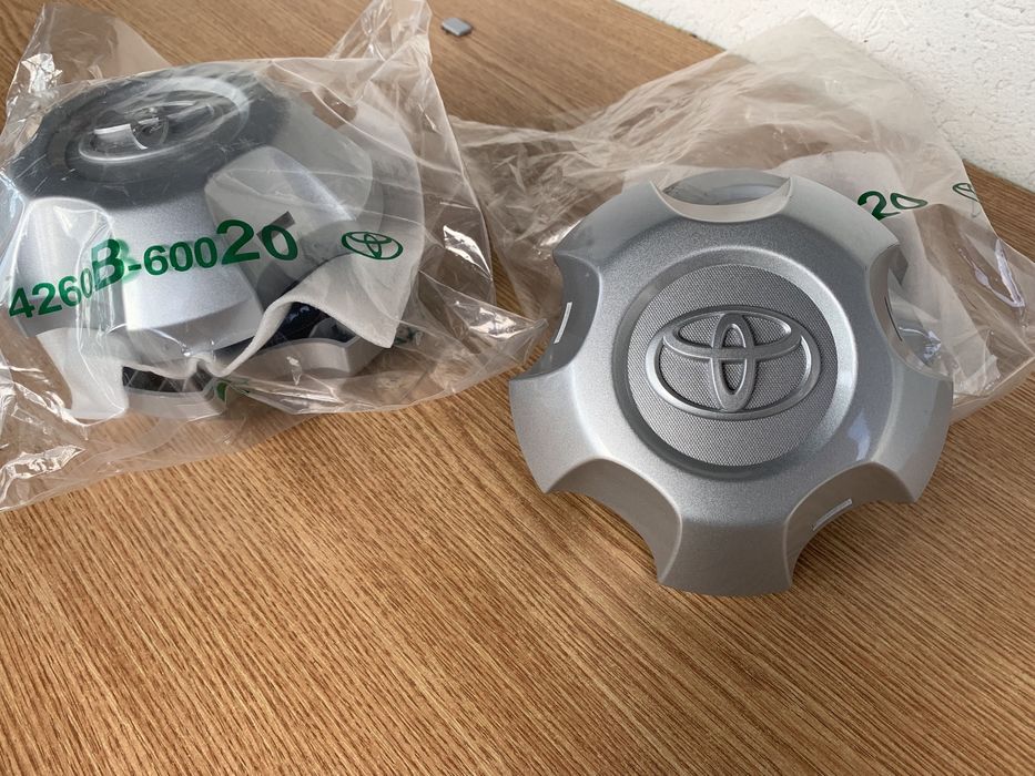 Capace centrale Toyota Land Cruiser 100 sau 200