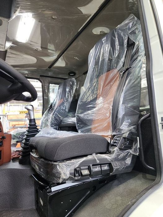 Самосвал Homan-M7 6x4 - 15 т / 13 куб.м Sinotruk