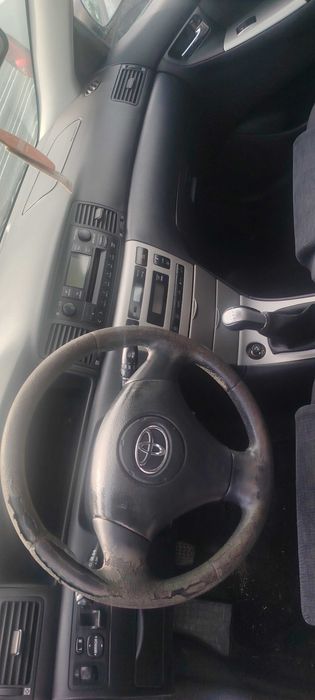 Toyota Corolla 2.0 d4d, Тойота Корола на Части!
Юли 2005