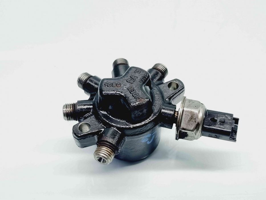 Rampa injectoare Ford Transit Connect (TC7) [Fabr 2002-2013] 4M5Q-9D28